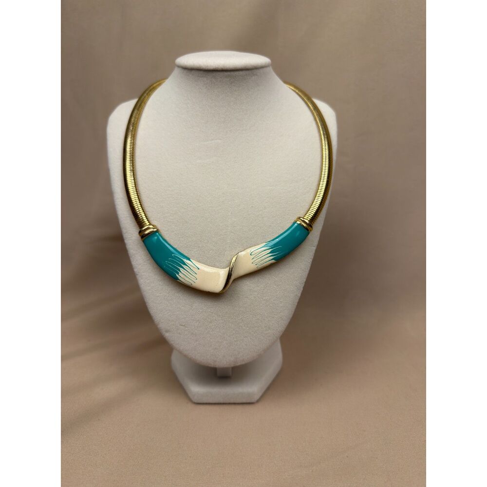 Vintage 1980s Teal & Cream Enamel Omega Snake Chain Necklace